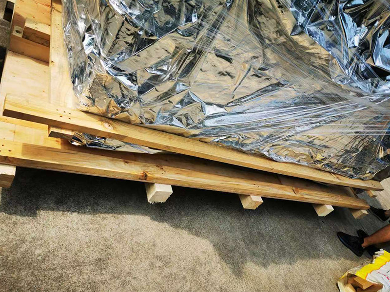 深圳(zhen)沙井(jing)顯示(shi)設備(bei)真空(kong)熏蒸(zheng)出口(kou)包裝(zhuang)